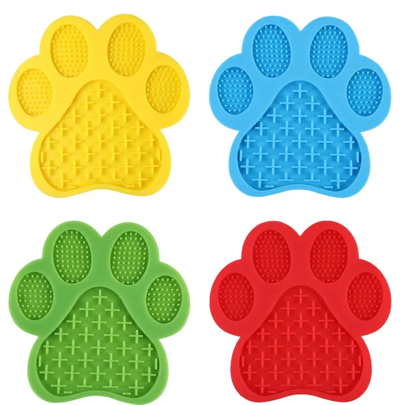 Dog Silicone Licking Pad Paw Shape Pet Slow Food Mat With Suction Cup Slow Food Pet Cat Dog Licking Mat