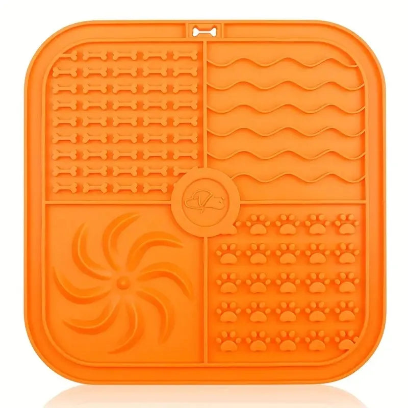 Silicone Slow Feeder Mat Pet Lick Pet Slow Food Plate Bathing Distraction Silicone Dog Sucker Food Training Dog Feeder Supplies