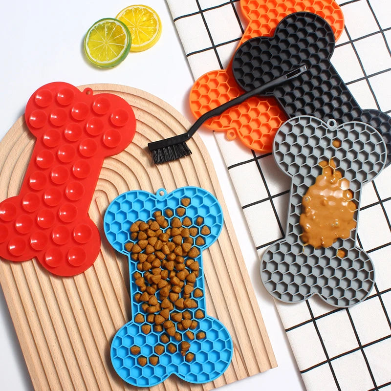 1PC Dog Slow Food Pad Bone Silicone Pet Licking Pad Pet Placemat Cat Slow Feeding Mat Dog Lick Mats Silicone
